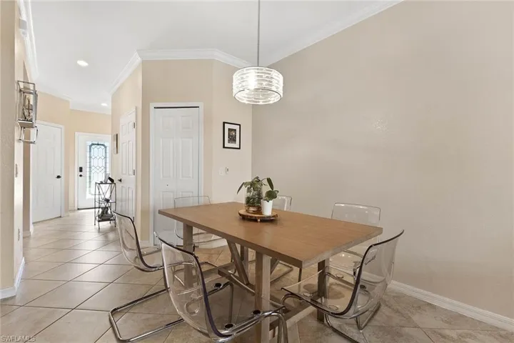 2667  Blossom  WAY, Naples, FL 34120