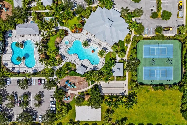 2667  Blossom  WAY, Naples, FL 34120