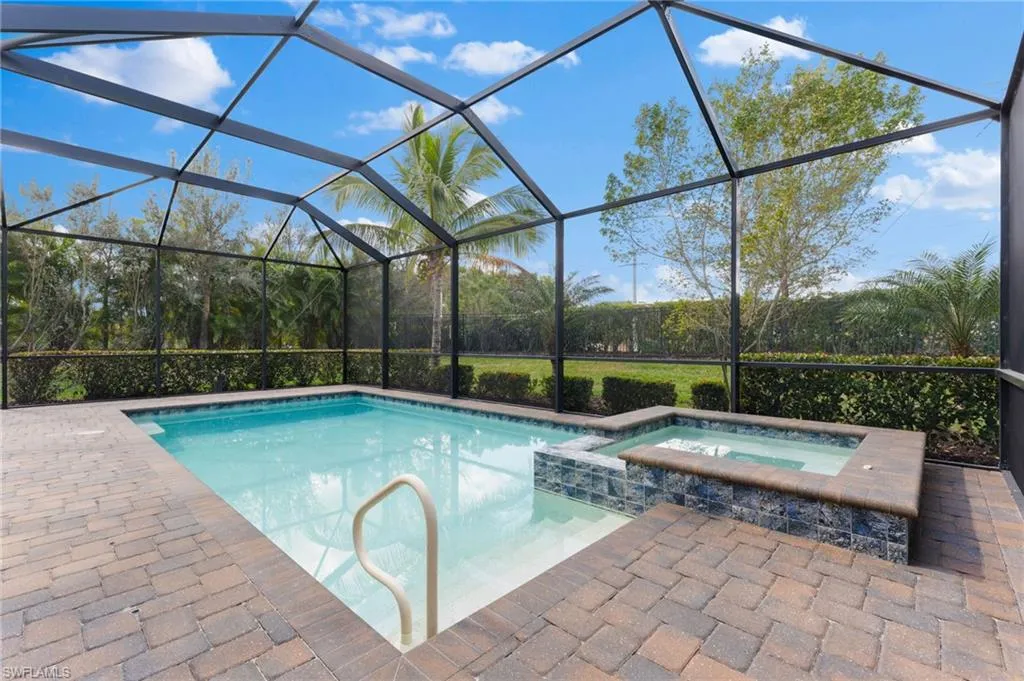 1811 Mustique ST, Naples, FL 34120,224094239