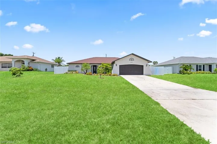 2214 Sw 13th Ave, Cape Coral, Florida 33991