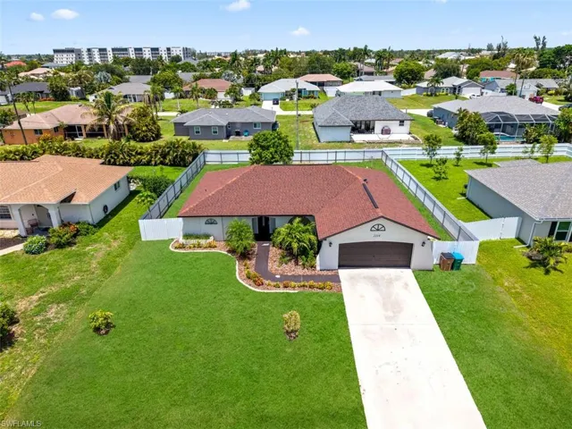 2214 Sw 13th Ave, Cape Coral, Florida 33991