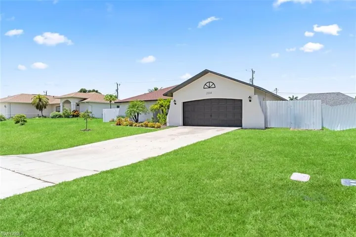2214 Sw 13th Ave, Cape Coral, Florida 33991