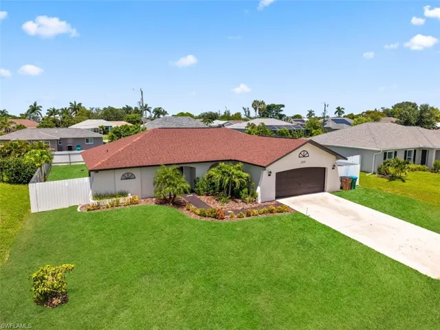 2214 Sw 13th Ave, Cape Coral, Florida 33991