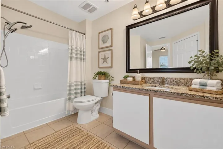 6341 Aragon Way 304, Fort Myers, Florida 33966
