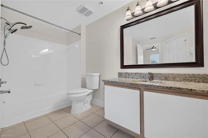 6341 Aragon Way 304, Fort Myers, Florida 33966