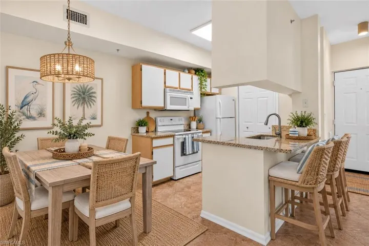 6341 Aragon Way 304, Fort Myers, Florida 33966