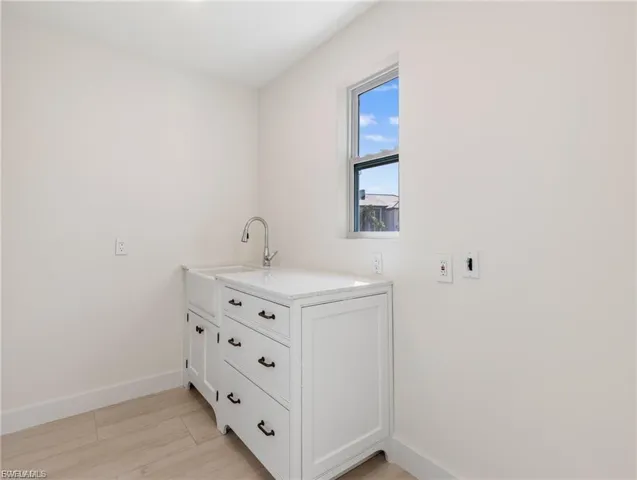 16671 Bobcat Ct, Fort Myers, Florida 33908