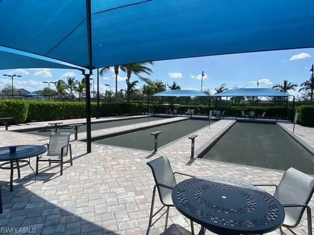 9248 Cormorant Dr, Naples, Florida 34120