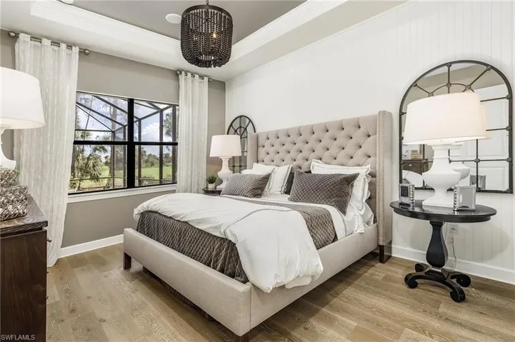 9248 Cormorant Dr, Naples, Florida 34120