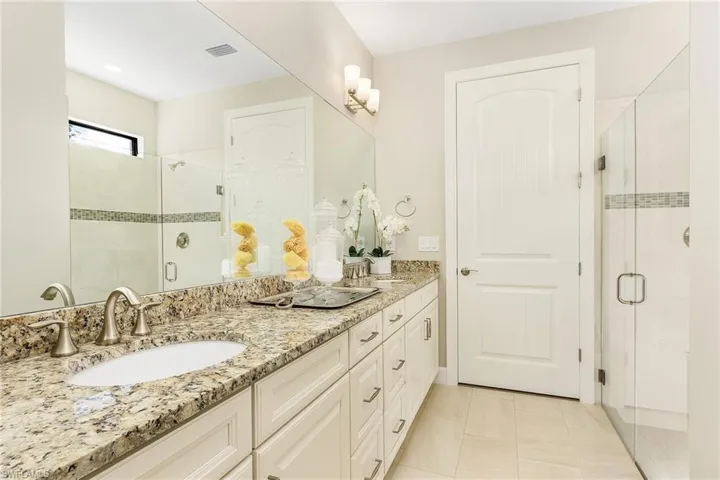 9248 Cormorant Dr, Naples, Florida 34120