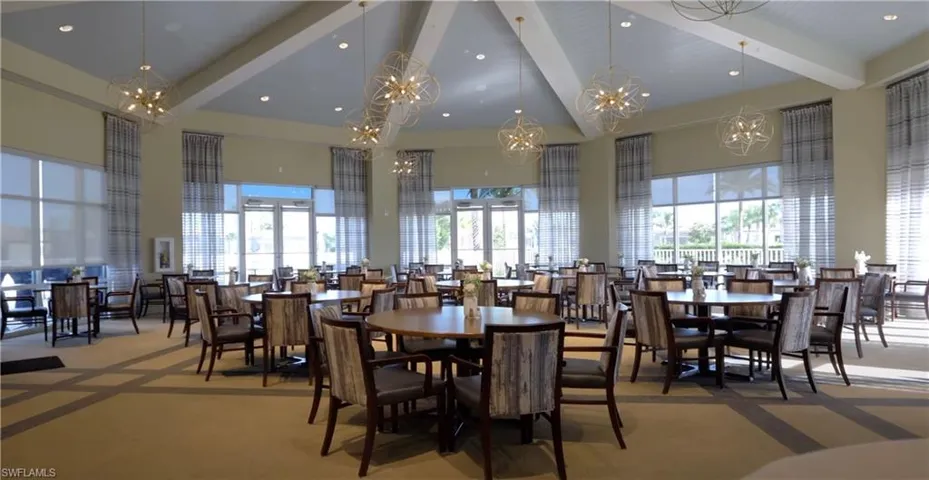 9248 Cormorant Dr, Naples, Florida 34120
