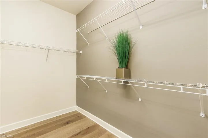 9248 Cormorant Dr, Naples, Florida 34120