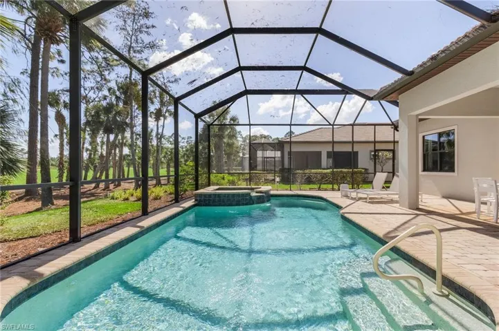 9248 Cormorant Dr, Naples, Florida 34120