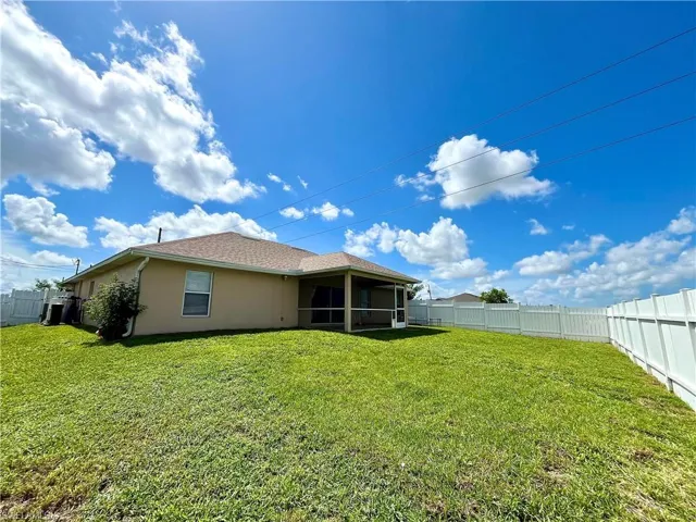 2720 1st Pl, Cape Coral, Florida 33909
