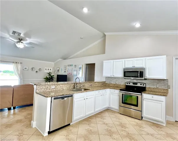 2720 1st Pl, Cape Coral, Florida 33909