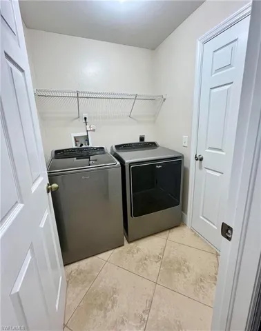 2720 1st Pl, Cape Coral, Florida 33909