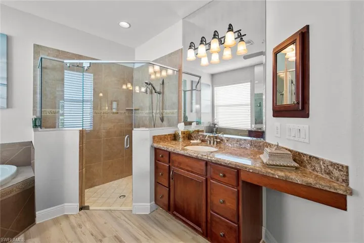 Large step-in shower