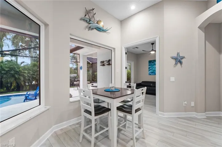 9042 Bronco Ct, Naples, Florida 34113