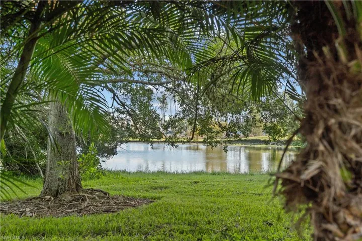 9042 Bronco Ct, Naples, Florida 34113