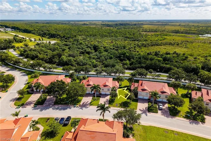 25054  Peacock  LN, Naples, FL 34114