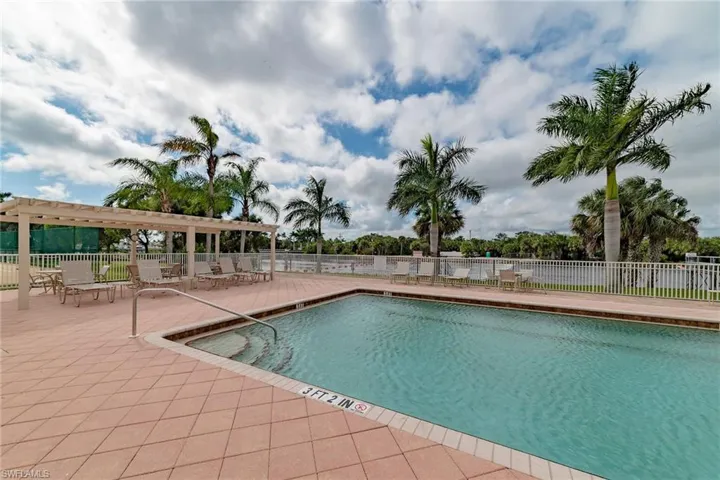 25054  Peacock  LN, Naples, FL 34114