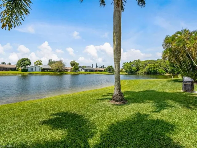 3382  Erick Lake  DR, Naples, FL 34109