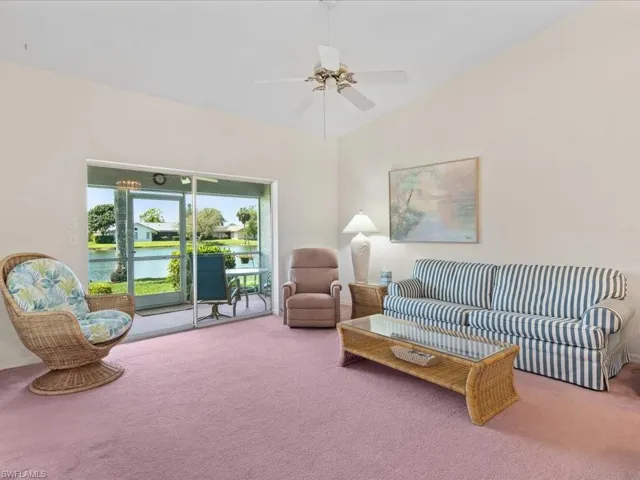 3382  Erick Lake  DR, Naples, FL 34109