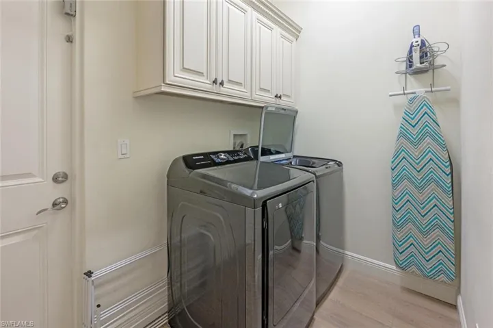 730 95th Ave N, Naples, Florida 34108
