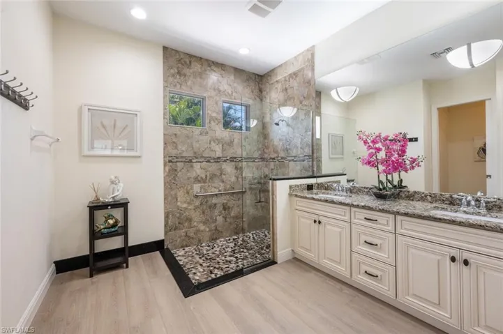 730 95th Ave N, Naples, Florida 34108