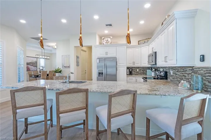 730 95th Ave N, Naples, Florida 34108