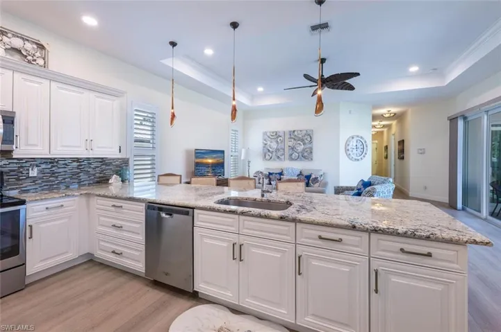 730 95th Ave N, Naples, Florida 34108