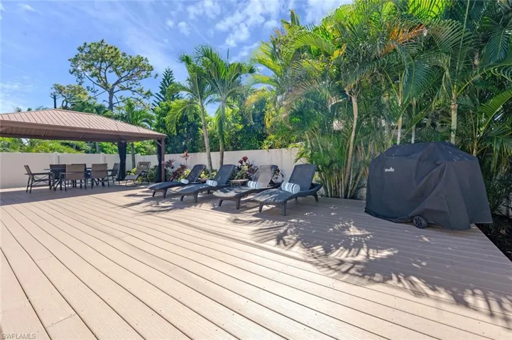 730 95th Ave N, Naples, Florida 34108