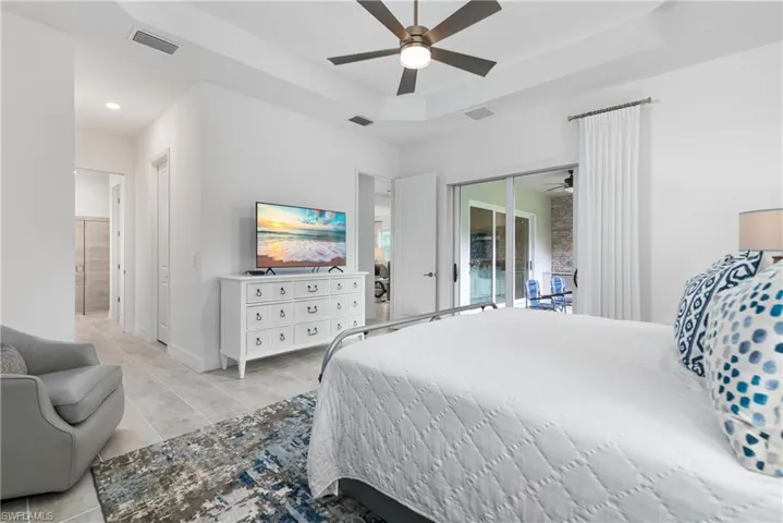 14083 Blue Bay Cir, Fort Myers, Florida 33913