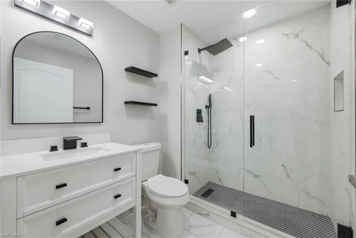 2845 Cypress Trace Cir 204, Naples, Florida 34119