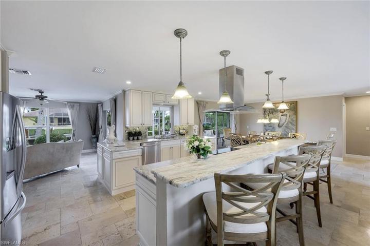 1830 Maywood CT, MARCO ISLAND FL 34145