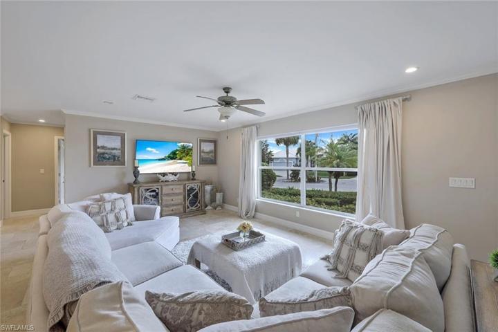 1830 Maywood CT, MARCO ISLAND FL 34145
