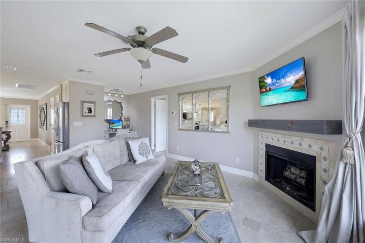 1830 Maywood CT, MARCO ISLAND FL 34145