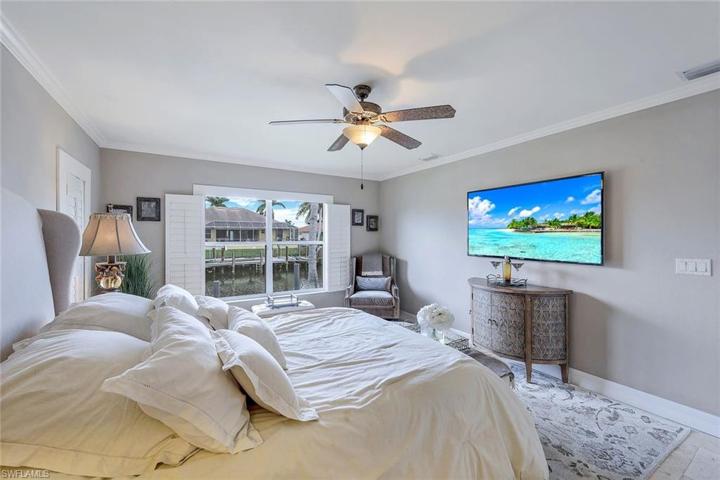 1830 Maywood CT, MARCO ISLAND FL 34145