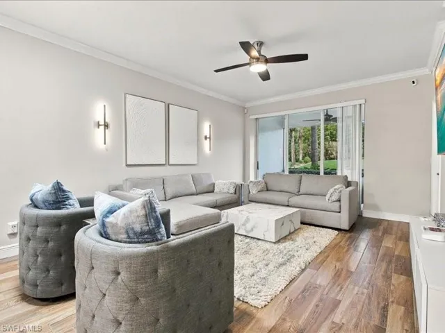 2905 Cypress Trace Cir 104, Naples, Florida 34119