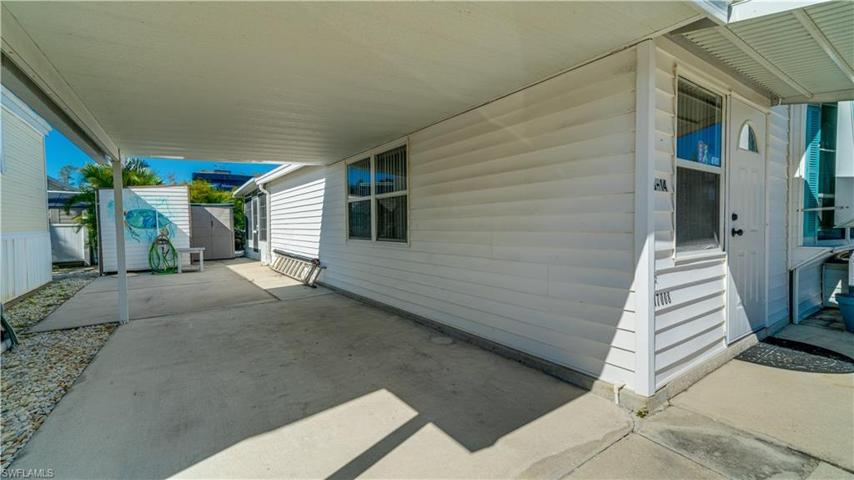 Carport with plenty of parking