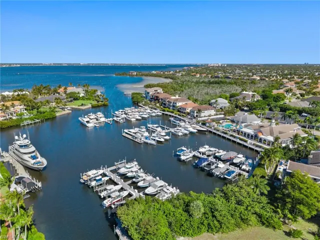Bird's eye view of a large body of water and numerous boat docks