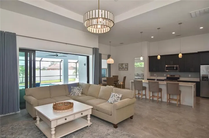 4129 Sw 14th Ave, Cape Coral, Florida 33914