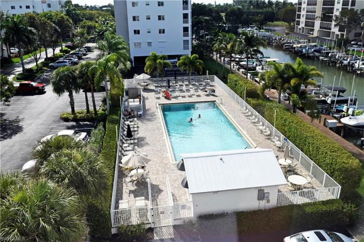 COMMUNITY POOL (PRE-HURRICANE)