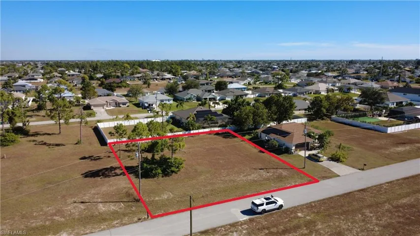 2529 Nw 21st Pl, Cape Coral, Florida 33993