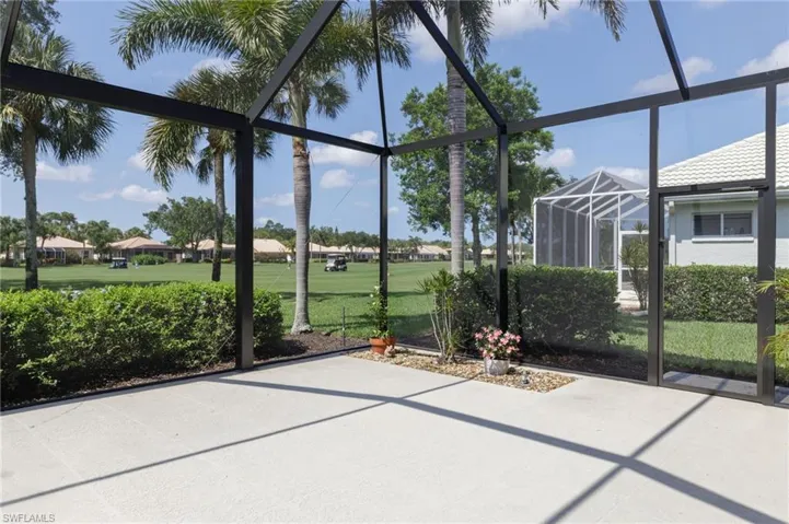 Expanded lanai deck for chaises or table/chairs
