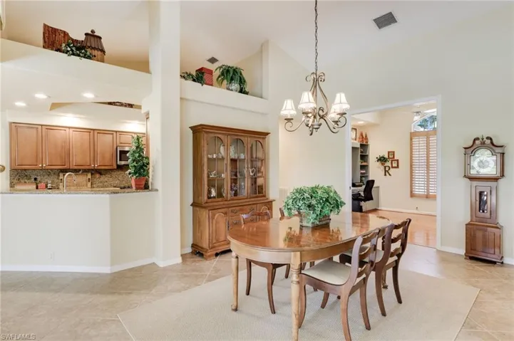 dining room into kitchen