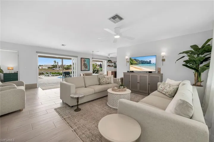 280 Ibis St, Fort Myers Beach, Florida 33931