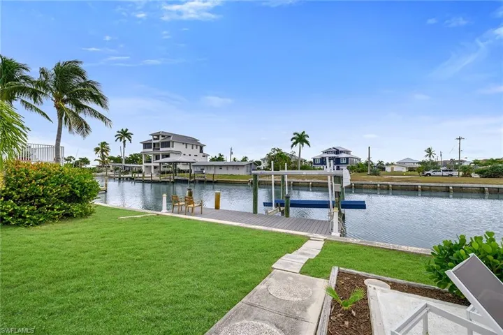 280 Ibis St, Fort Myers Beach, Florida 33931