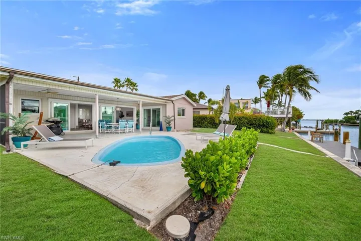 280 Ibis St, Fort Myers Beach, Florida 33931