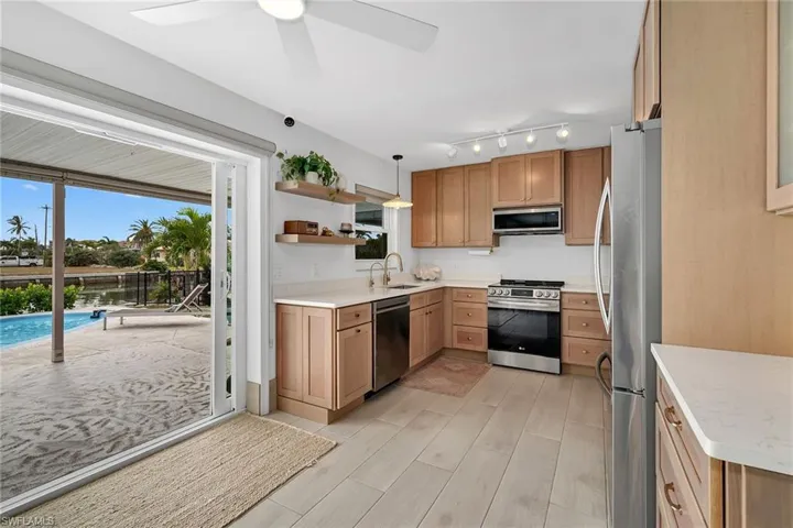 280 Ibis St, Fort Myers Beach, Florida 33931